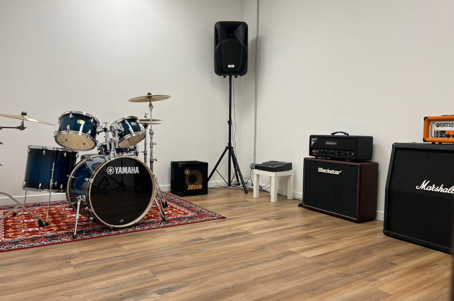 Sala Standard · Es Niu